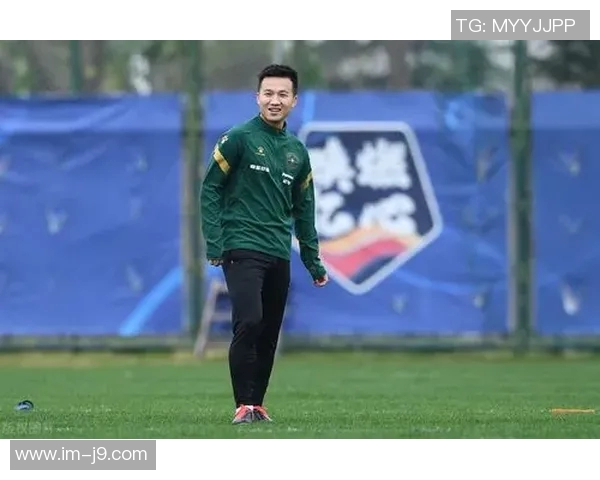 姚均晟告别浙江队加盟深圳新鹏城开启新征程温暖回忆铭刻心间 姚均晟告别浙江队加盟深圳新鹏城开启新征程温暖回忆铭刻心间