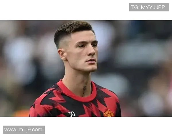 萨哈批评曼联引进年轻前锋舍什科称缺乏经验是错误选择 萨哈批评曼联引进年轻前锋舍什科称缺乏经验是错误选择